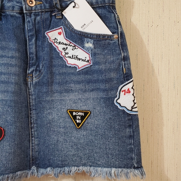 Forever 21 Denim Mini Skirt Distressed Patchwork Size 27 NWT - Picture 3 of 9